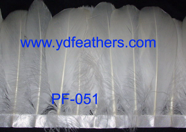 PF-051(White Goose Nagoires Feather Fringe/Trim)